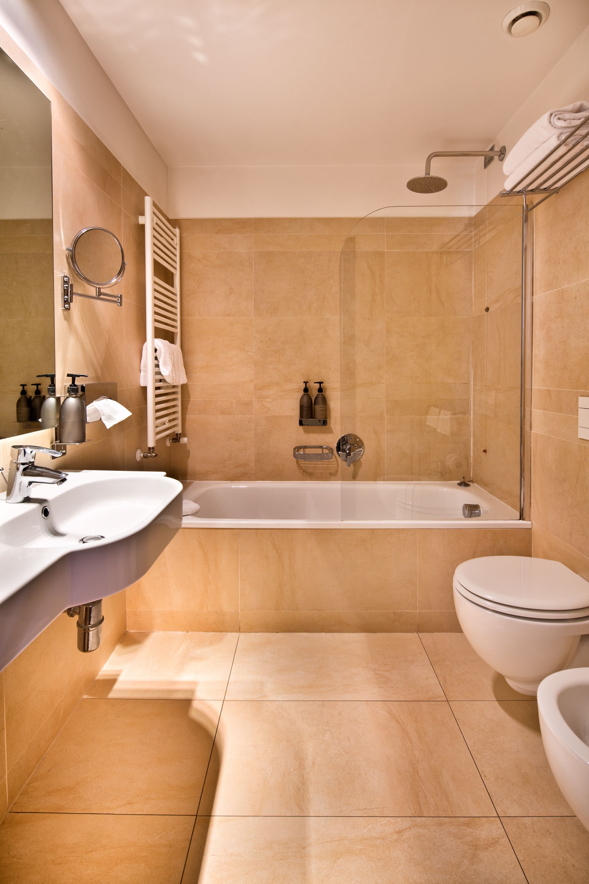 1 bedroom, minibar, in-room safe, desk