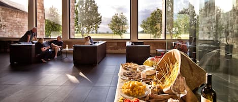 Daily buffet breakfast (EUR 10.00 per person)