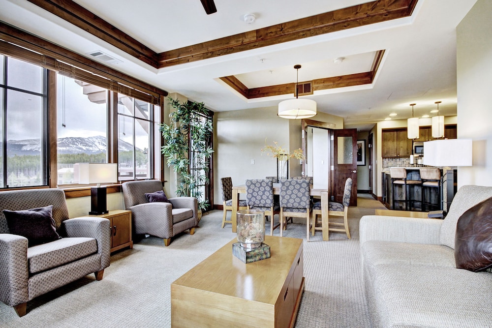 One Ski Hill Place by null