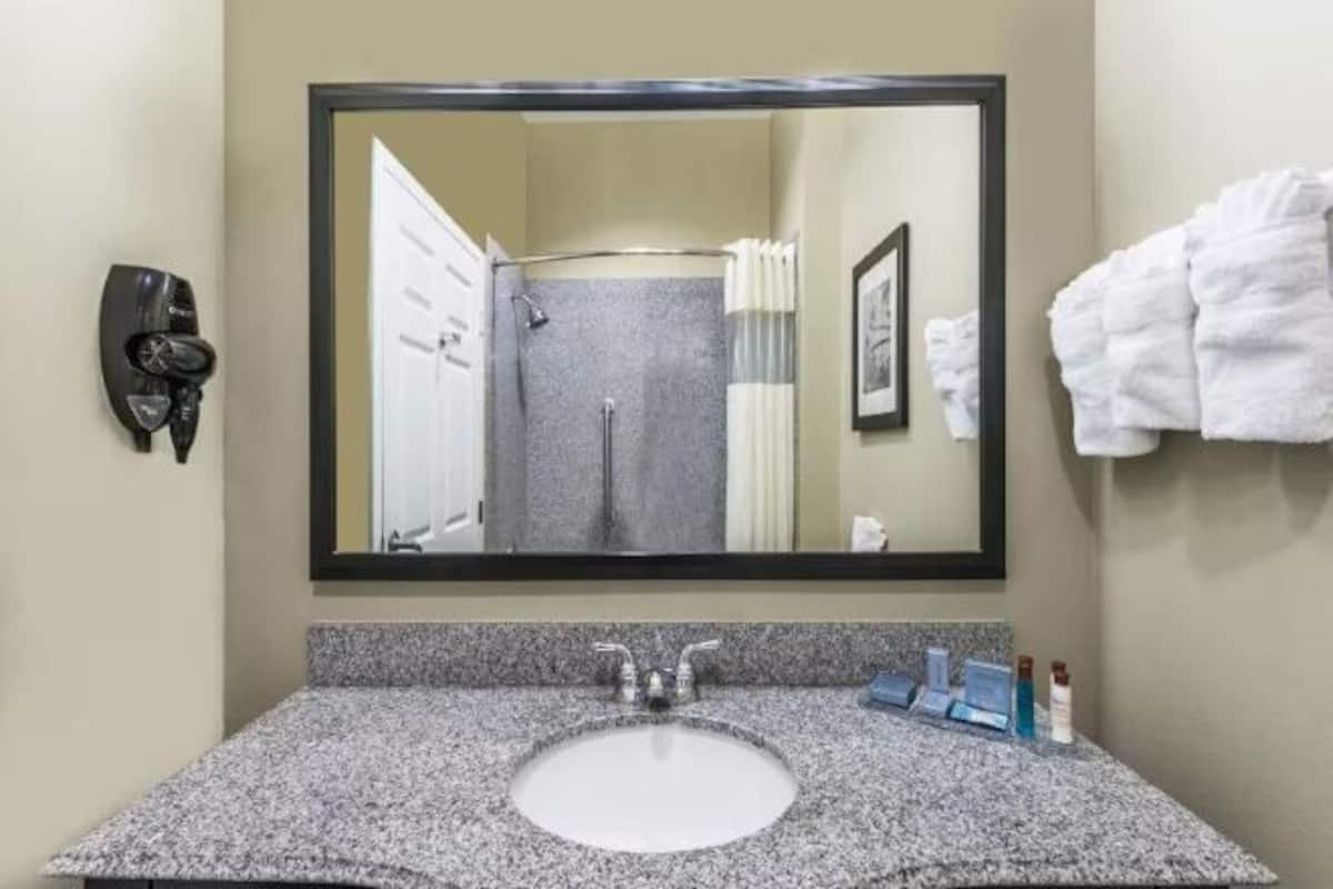 Free toiletries, hair dryer, towels