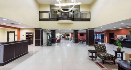 Wingate by Wyndham Lake Charles Casino Area