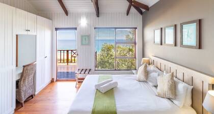 Boardwalk Lodge - self-catering