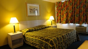 Standard Room, 1 King Bed | Desk, free WiFi - Imperial 400 Motor Inn (Needles)