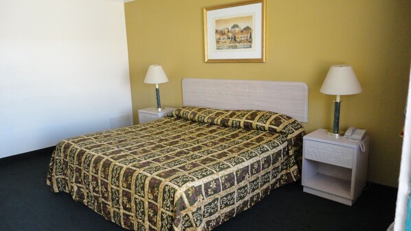 Standard Room, 1 King Bed | Desk, free WiFi - Imperial 400 Motor Inn (Needles)