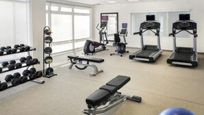 Fitness facility - SpringHill Suites by Marriott Long Island Brookhaven (Yaphank)