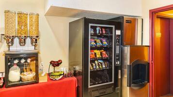 Free daily continental breakfast