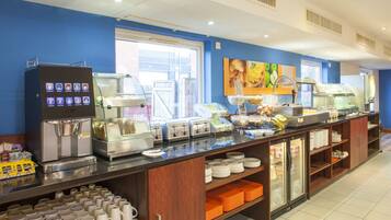 Desayuno buffet incluido todos los días
