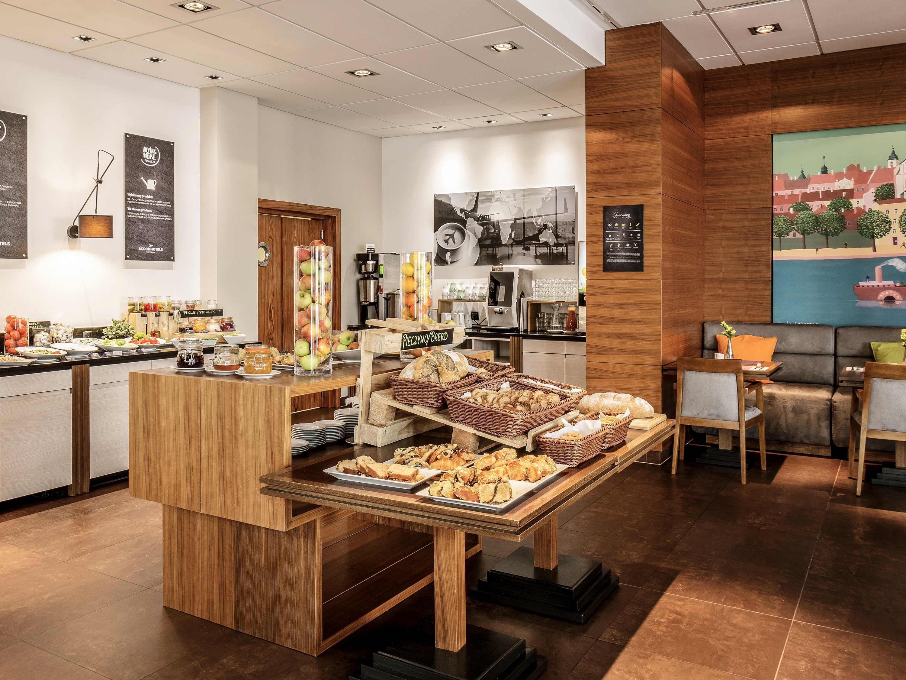 Desayuno buffet diario (PLN 69 por persona)