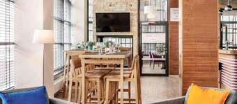 华沙机场美居酒店