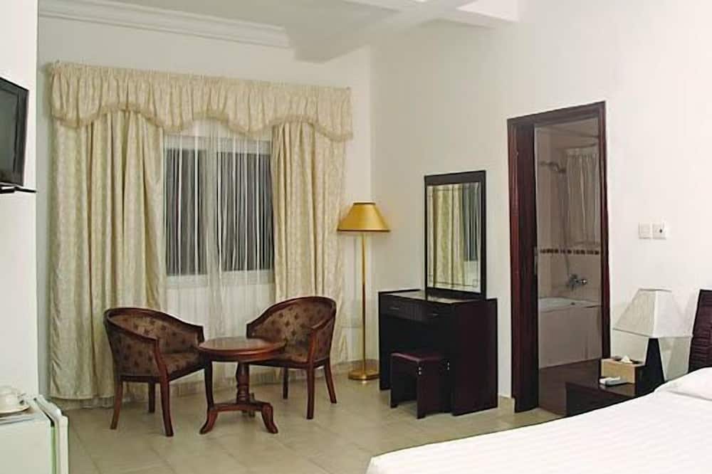 His Majestys Hotel