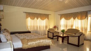 Suite – executive | Minibar, skrivebord, wi-fi (inkludert) og sengetøy