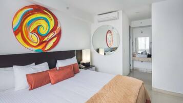 Down comforters, in-room safe, desk, iron/ironing board