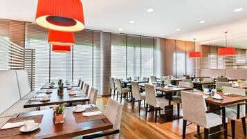 Daily buffet breakfast for a fee