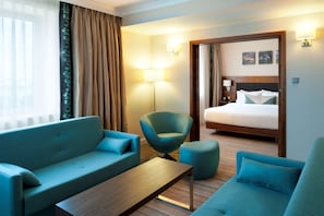 Junior Suite, 1 King Bed | Living area