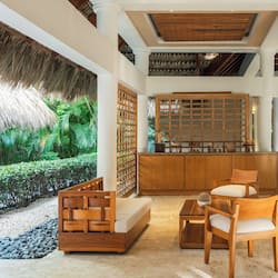 Couples treatment rooms, sauna, hot tub, steam room, Turkish bath