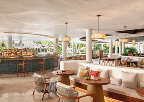 4 restaurants, breakfast, lunch, dinner served; Japanese cuisine  - Zel Punta Cana, All Suites - All inclusive (Punta Cana)