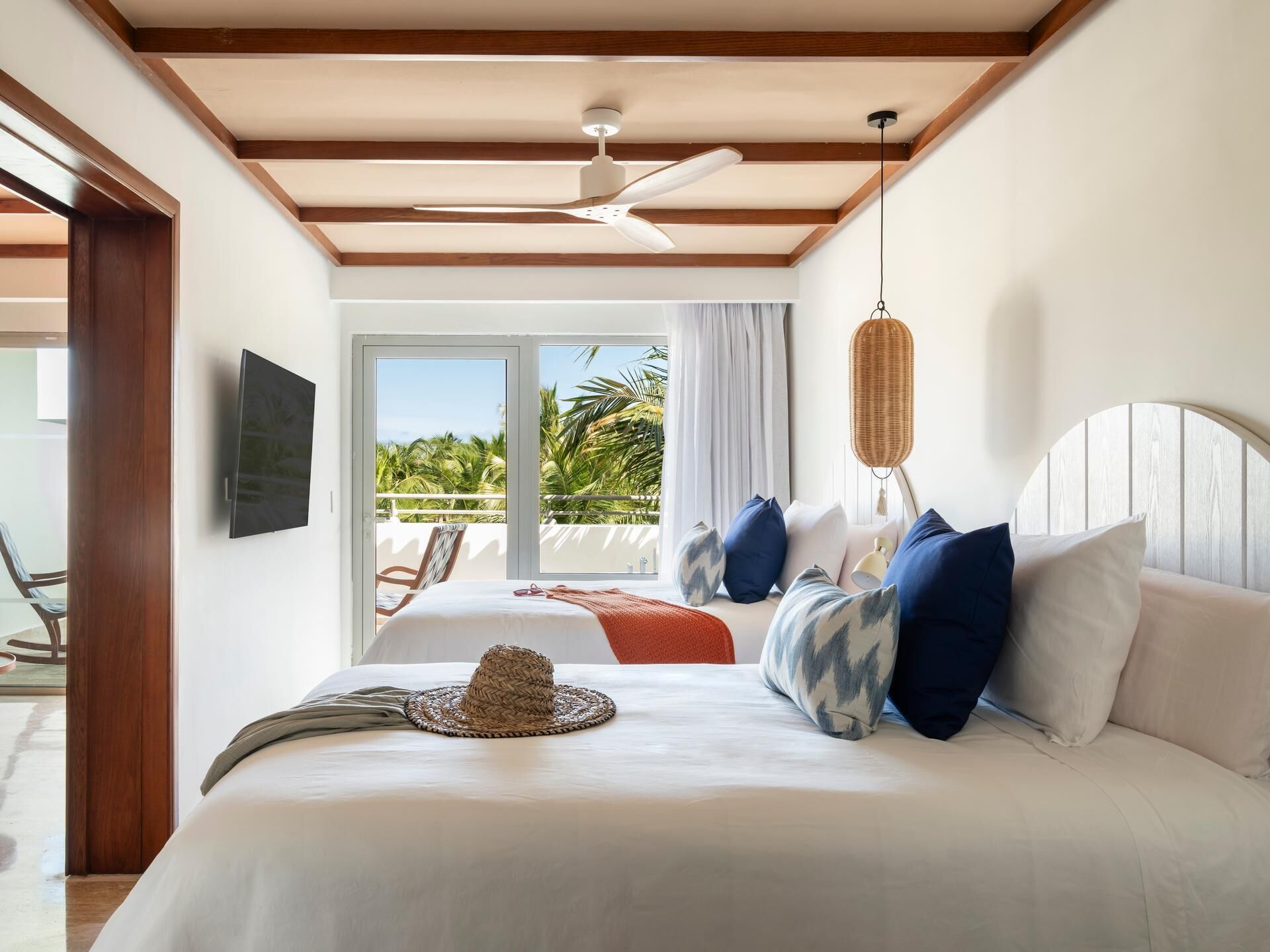 Premium bedding, minibar, in-room safe, laptop workspace