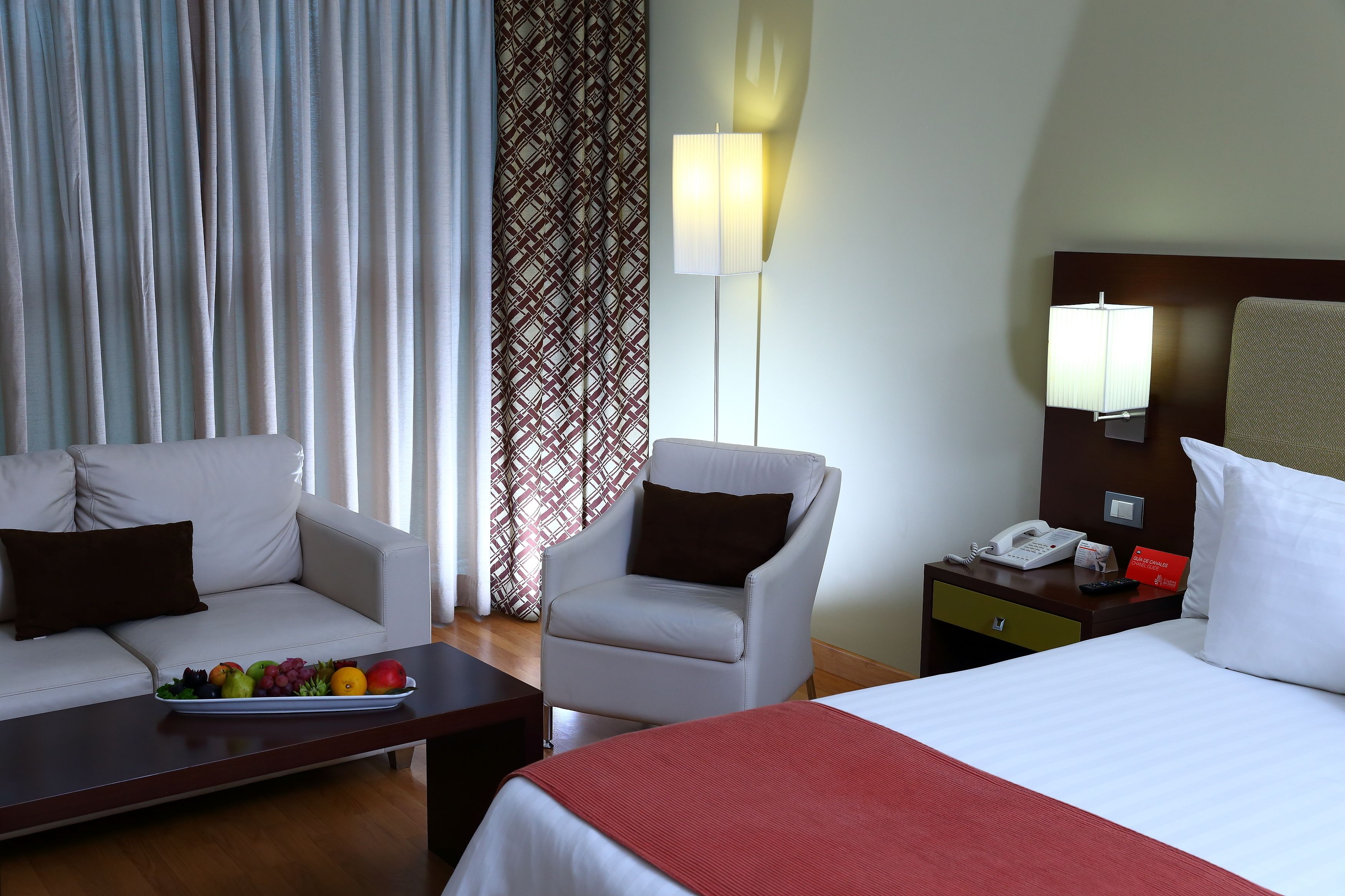 junior suite, 1 king bed | premium bedding, minibar, in-room safe, desk