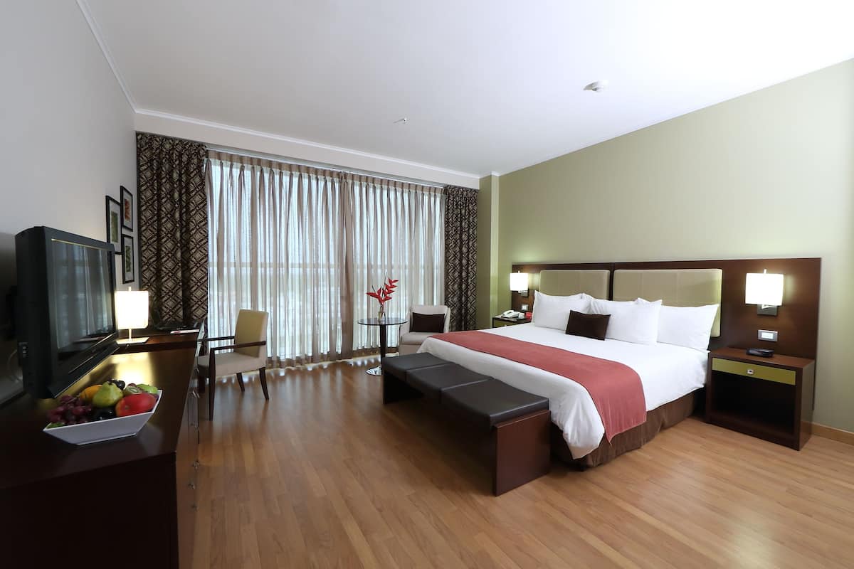 Master Suite, 1 King Bed | 1 bedroom, premium bedding, minibar, in-room safe