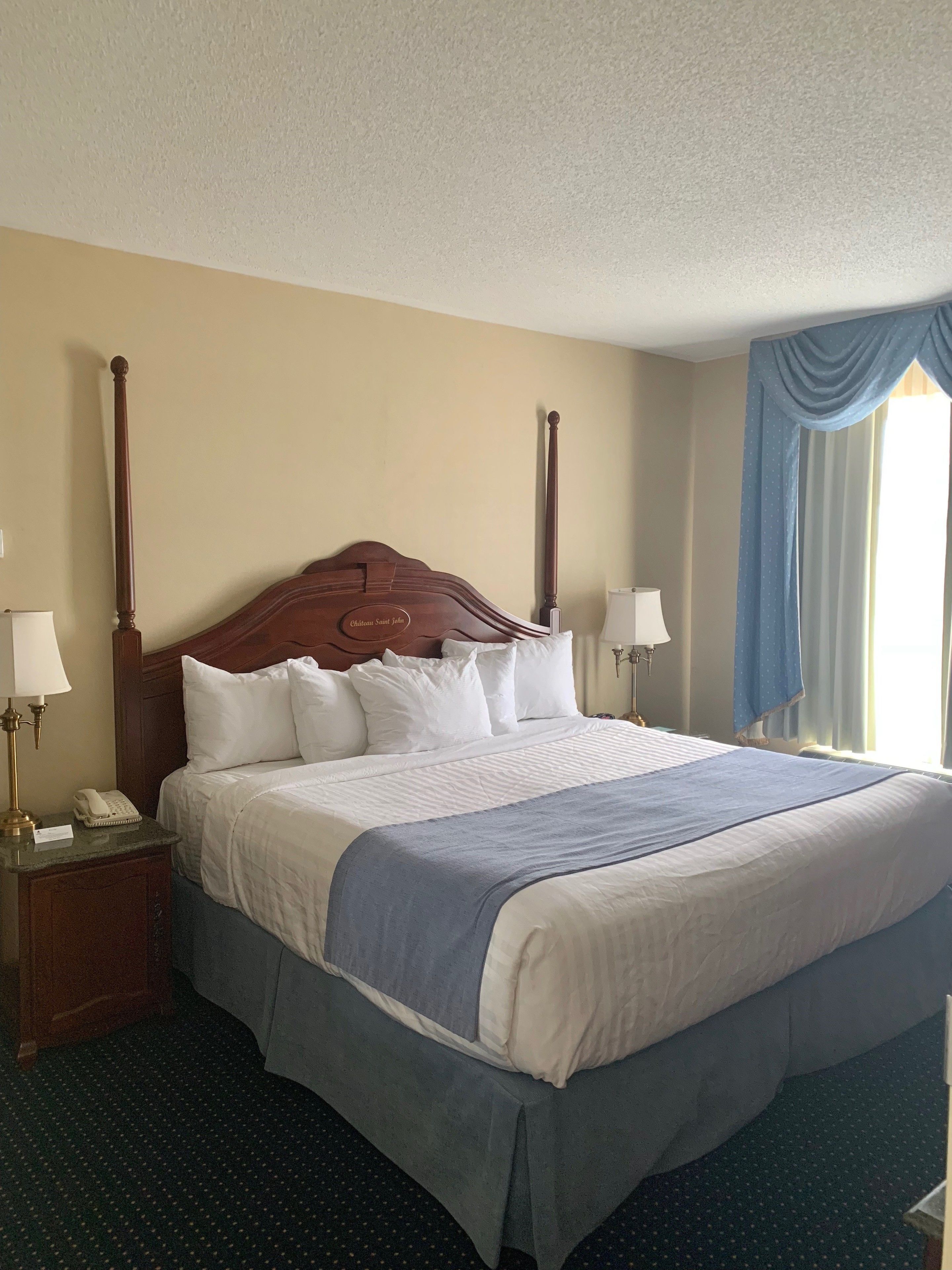 suite, 1 king bed, non smoking | in-room safe, desk, iron/ironing board, free cots/infant beds