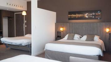 Suite Familiale, 1 lit double et 1 canapé-lit