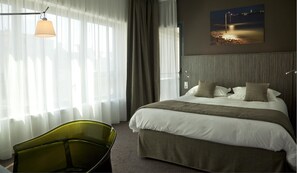 Habitación superior, 1 cama de matrimonio grande | Sábanas italianas Frette y ropa de cama de alta calidad