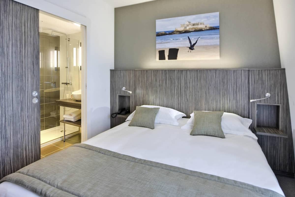 Classic-Zimmer, 1 Doppelbett | Italienische BettbezĂŒge von Frette, hochwertige Bettwaren