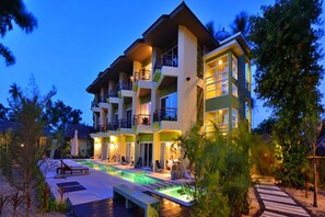 Ngoại thất