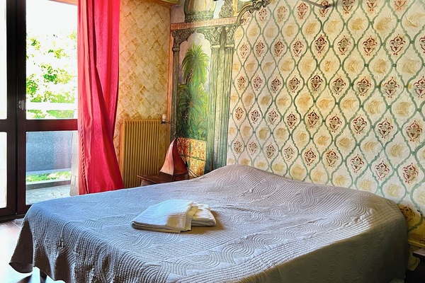 Comfort Double Room | Individually decorated, soundproofing, iron/ironing board