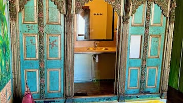Decoración personalizada y sistema de insonorización