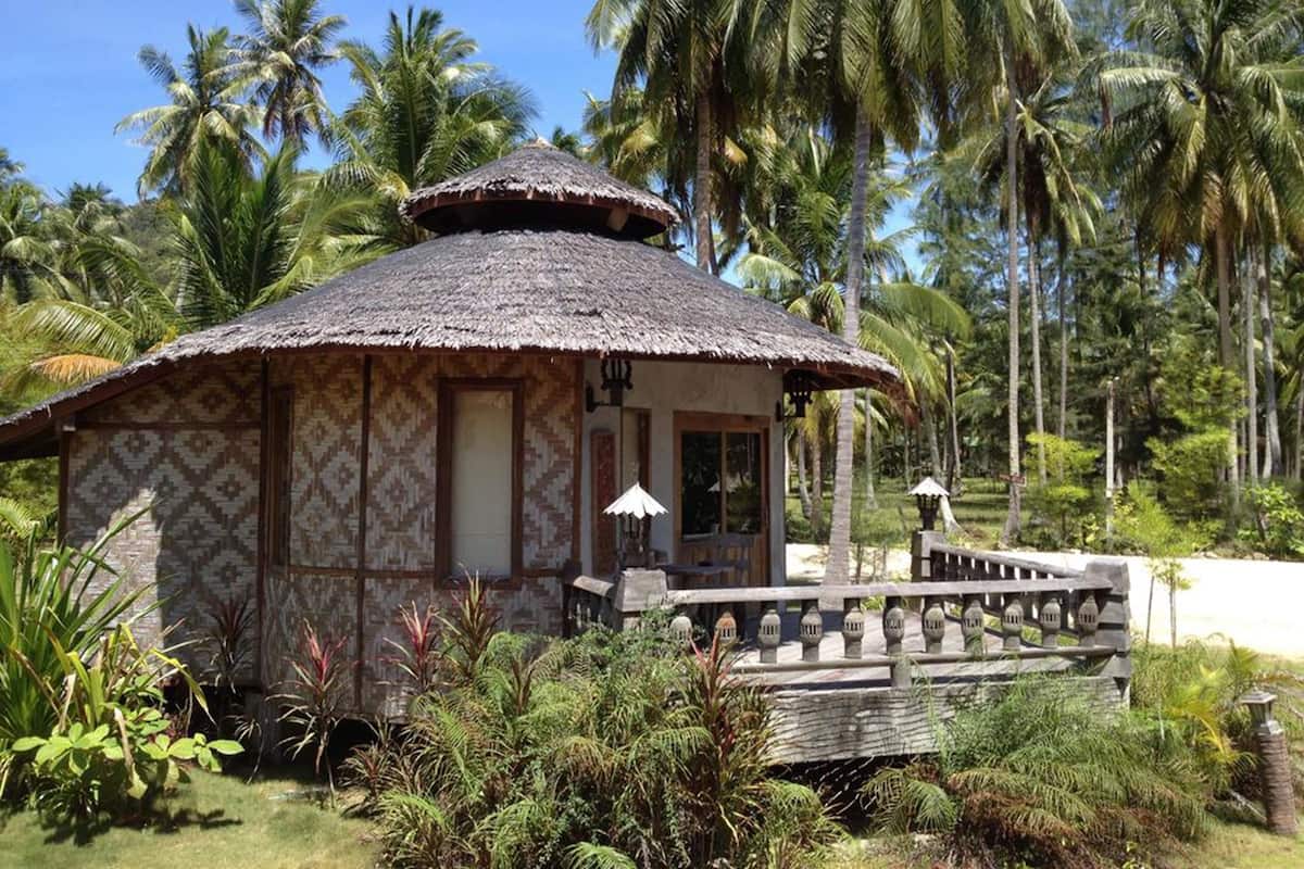Deluxe Bungalow (Double) | Bộ đồ giường cao cấp, nệm Select Comfort