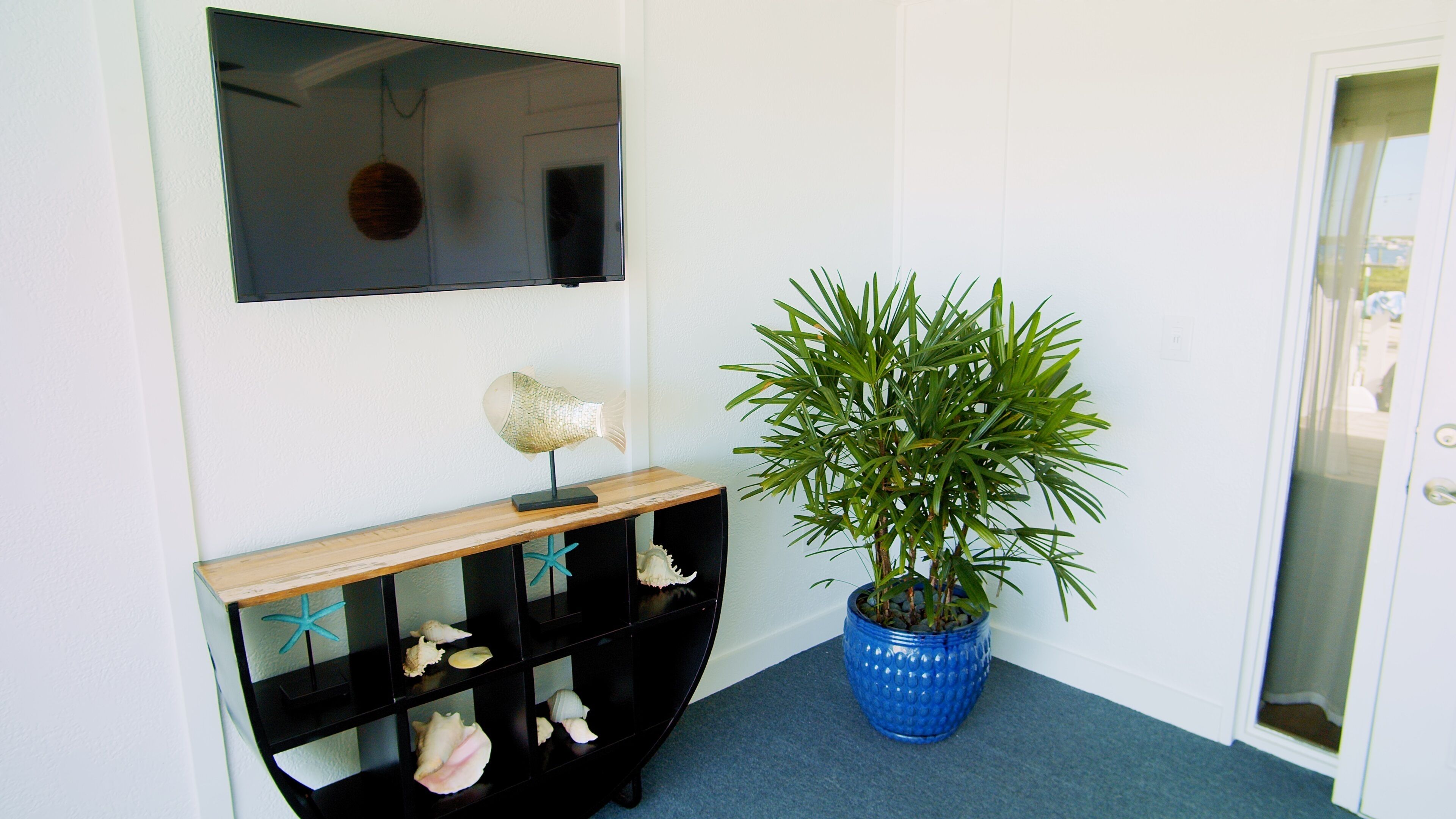 premium room, patio, pool view | 1 bedroom, premium bedding, pillow-top beds, individually decorated