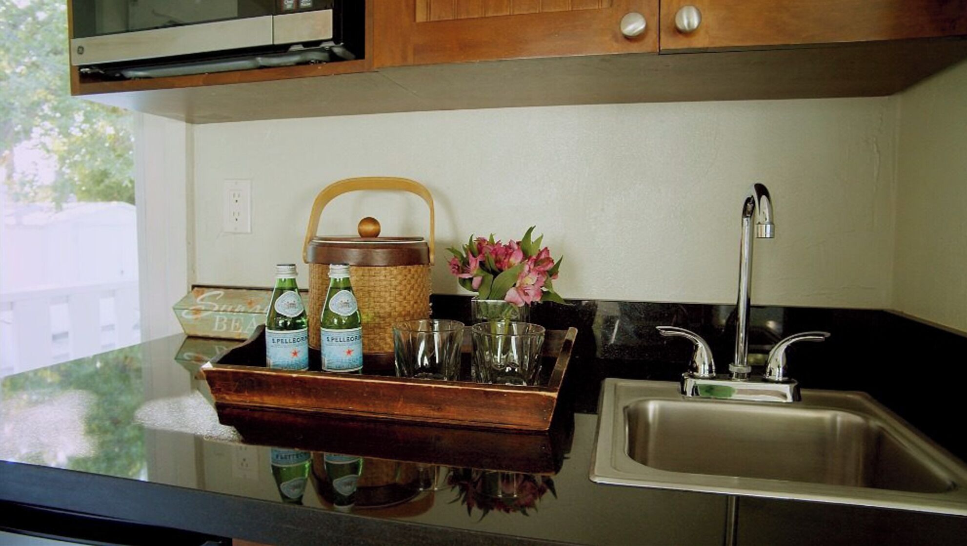 1 bedroom, premium bedding, pillow-top beds, individually decorated