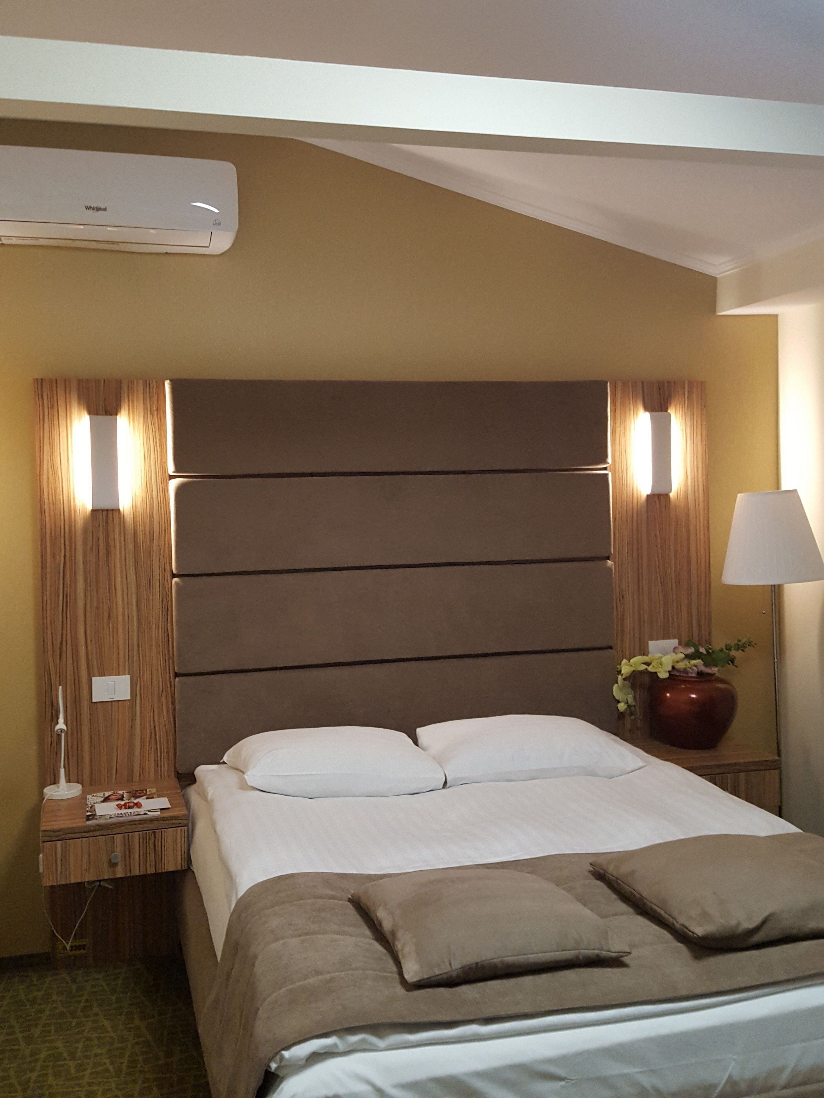 1 bedroom, premium bedding, minibar, in-room safe