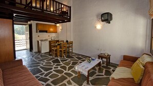 Unclassified image, 3 of 56, button - Delphi Hotel (Skopelos)