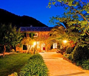Front of property – evening/night