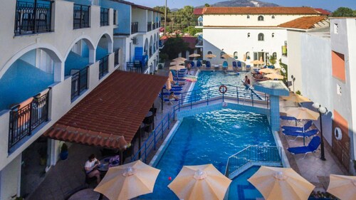 Vossos Hotel Apartments