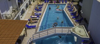 Vossos Hotel Apartments