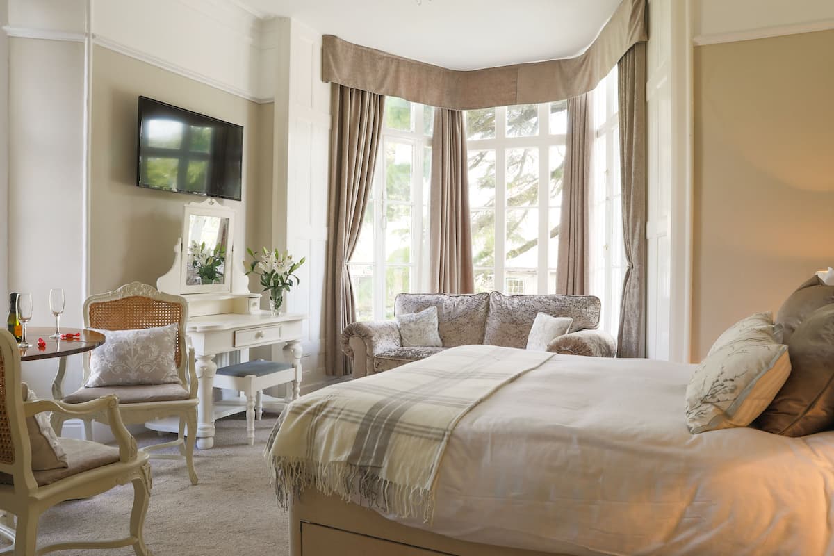 Superior Double Room, 1 King Bed (Room 3) | Desk, free WiFi