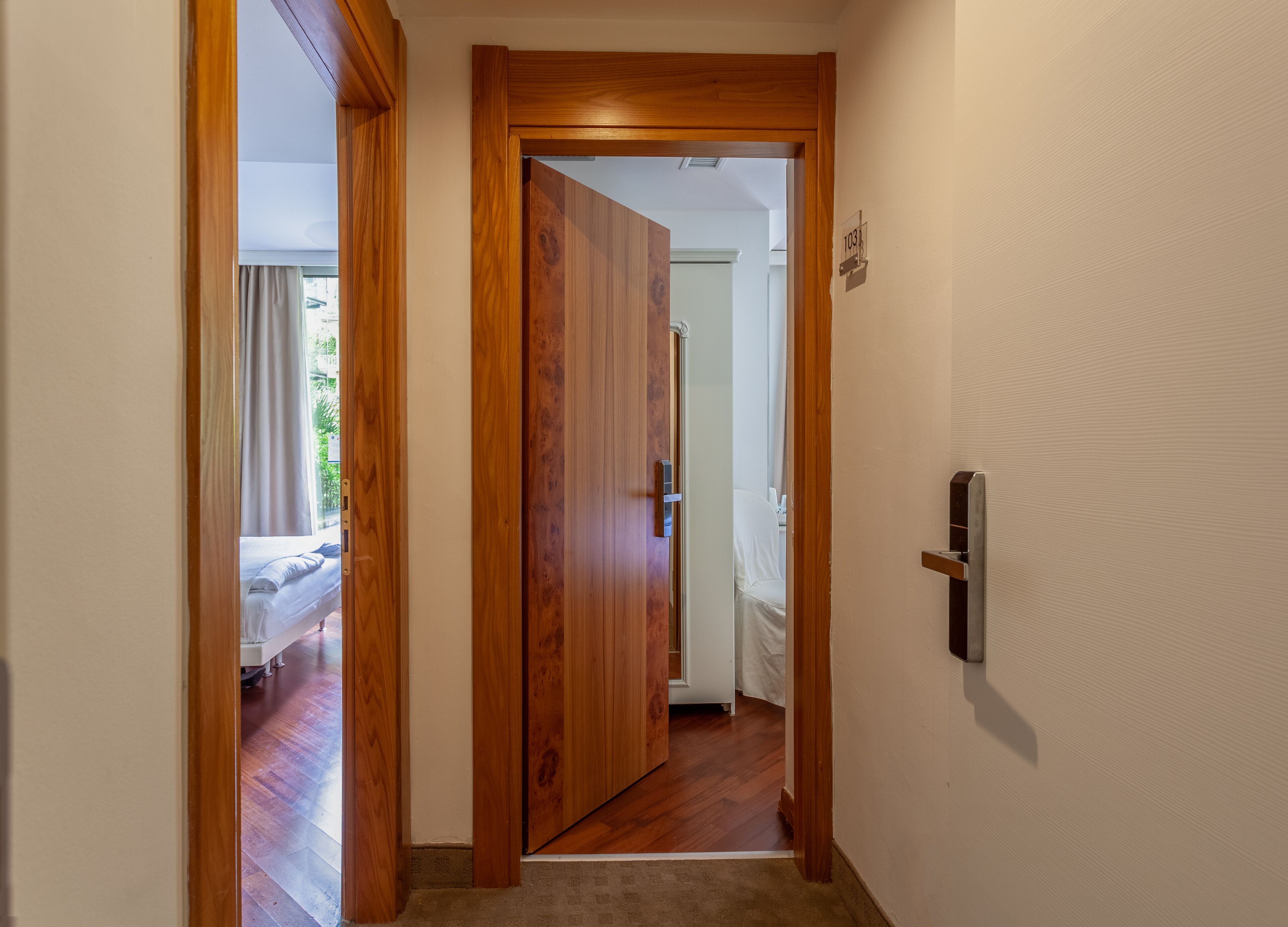 camera standard comunicanti, balcone | 1 bedroom, minibar, in-room safe, individually furnished