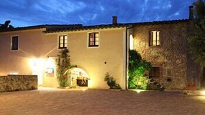 Exterior - Antico Borgo San Lorenzo Relais & Residence (Poggibonsi)