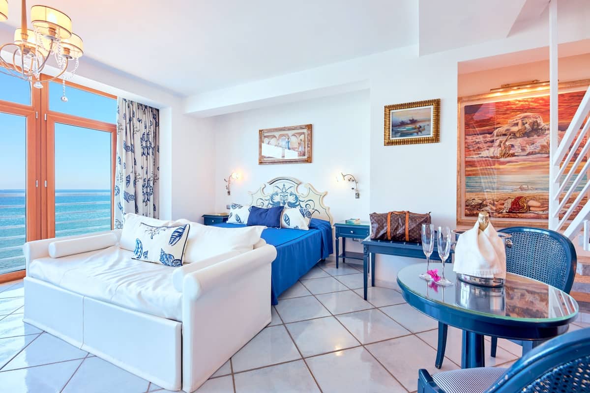 suite, terrace, sea view | 1 bedroom, minibar, in-room safe, individually decorated