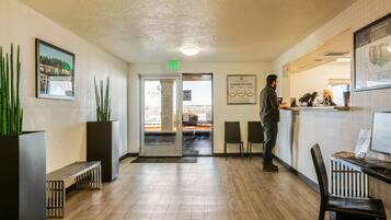 内部エントランス