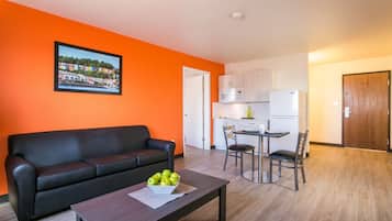 32-吋 LCD 液晶電視、衛星頻道、電視