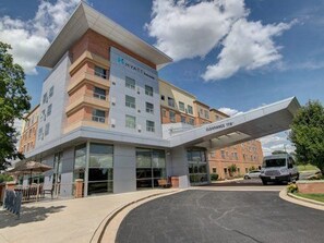 Front of property - HYATT house Chicago/Naperville/Warrenville (Warrenville)