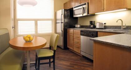 HYATT house Chicago/Naperville/Warrenville