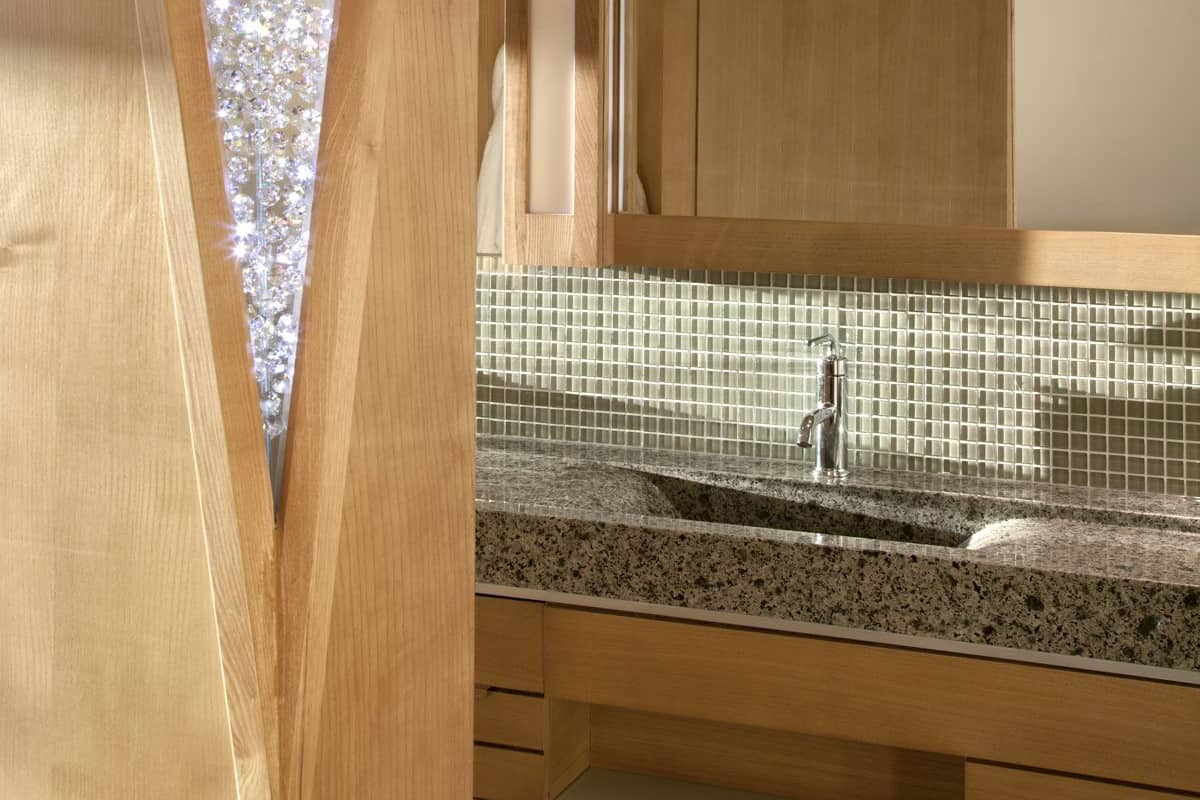 Separate tub and shower, deep soaking tub, hair dryer, bathrobes