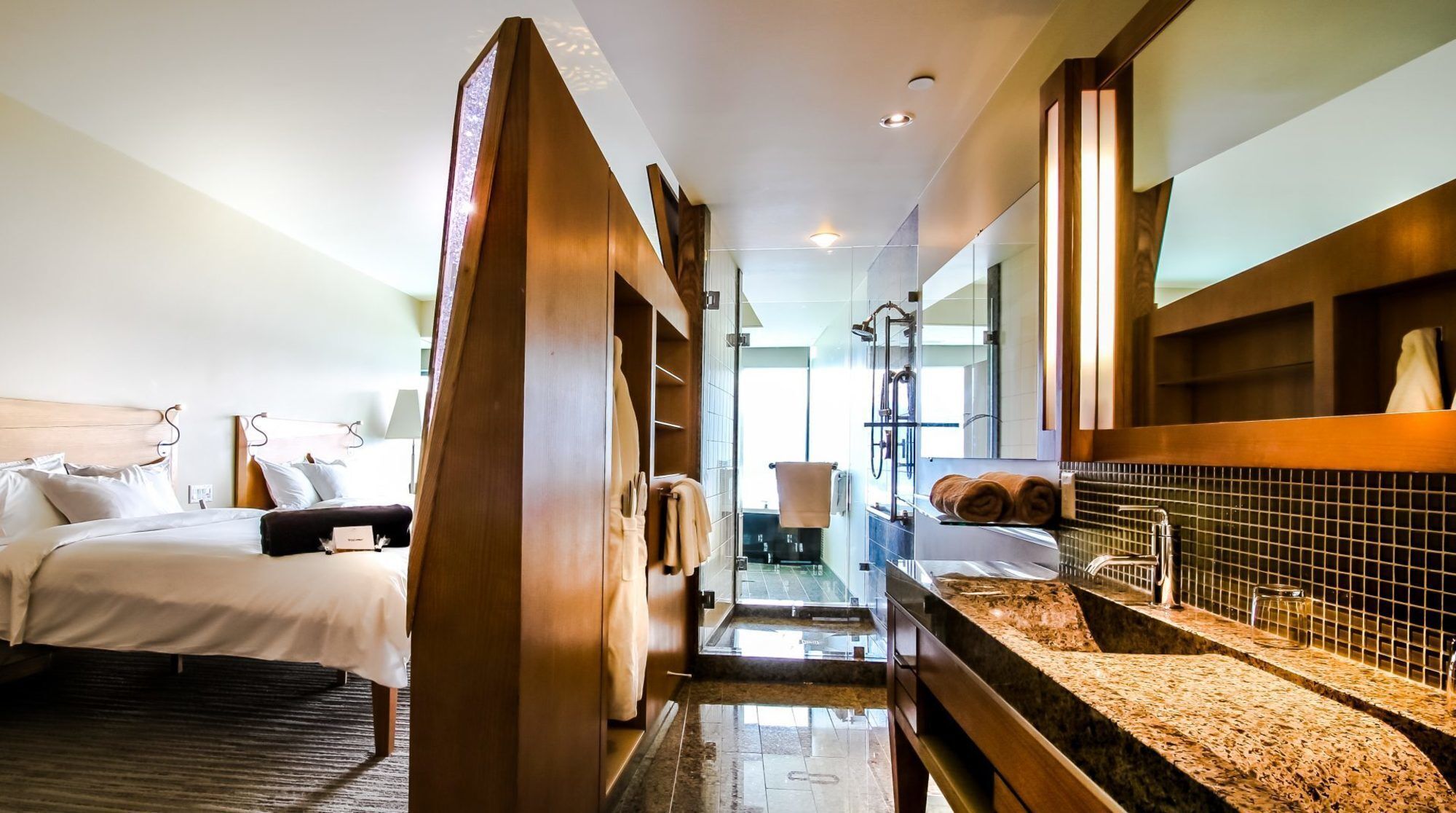 Minibar, in-room safe, desk, blackout drapes