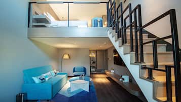 (Offer)Loft | ์ค๋ฆฌ/๊ฑฐ์ํธ ์ด๋ถ, ์ฑ
์, ์๋ง ์ปคํผ, ๋ฐฉ์ ์ค๋น