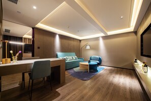 (Offer)Suite | Living room